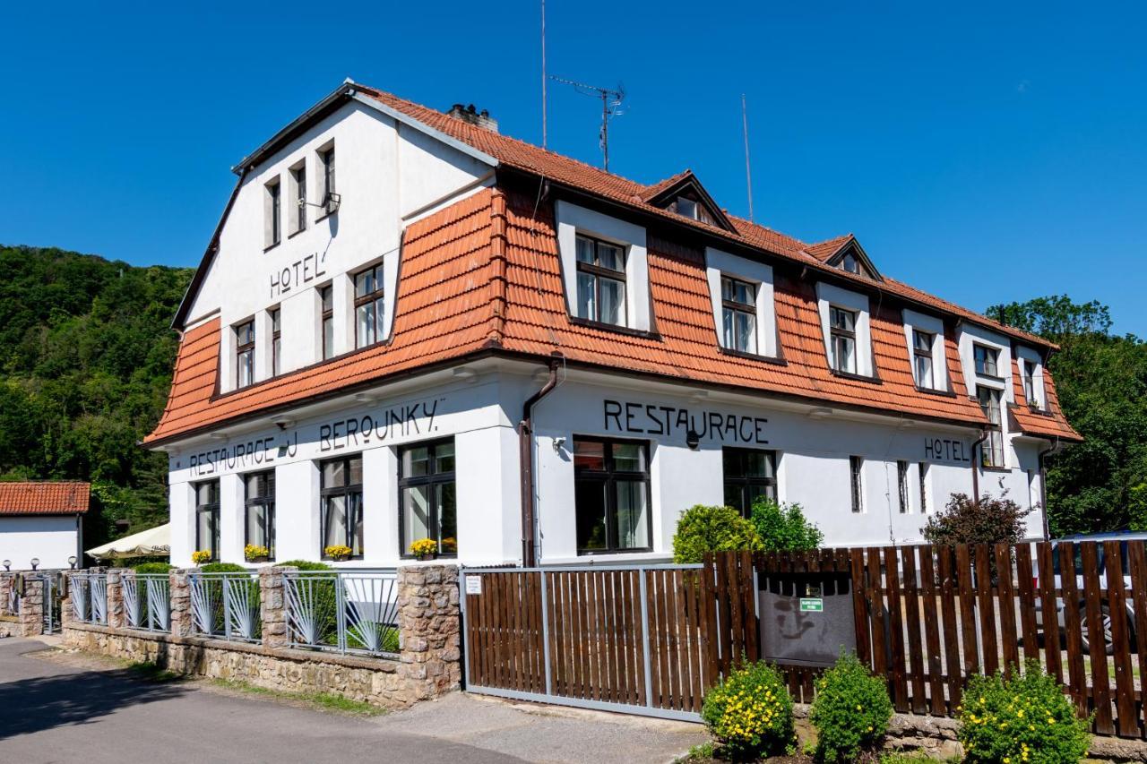 Srbsko Hotel U Berounky מראה חיצוני תמונה