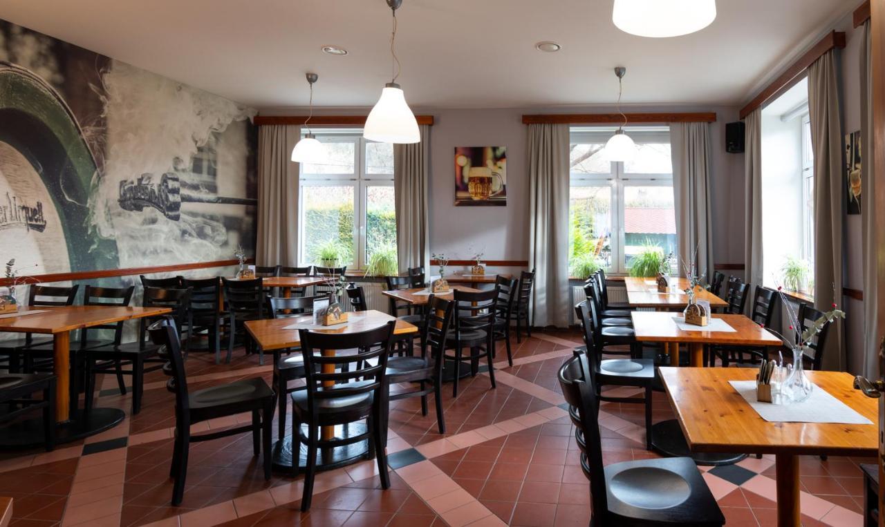 Srbsko Hotel U Berounky מראה חיצוני תמונה