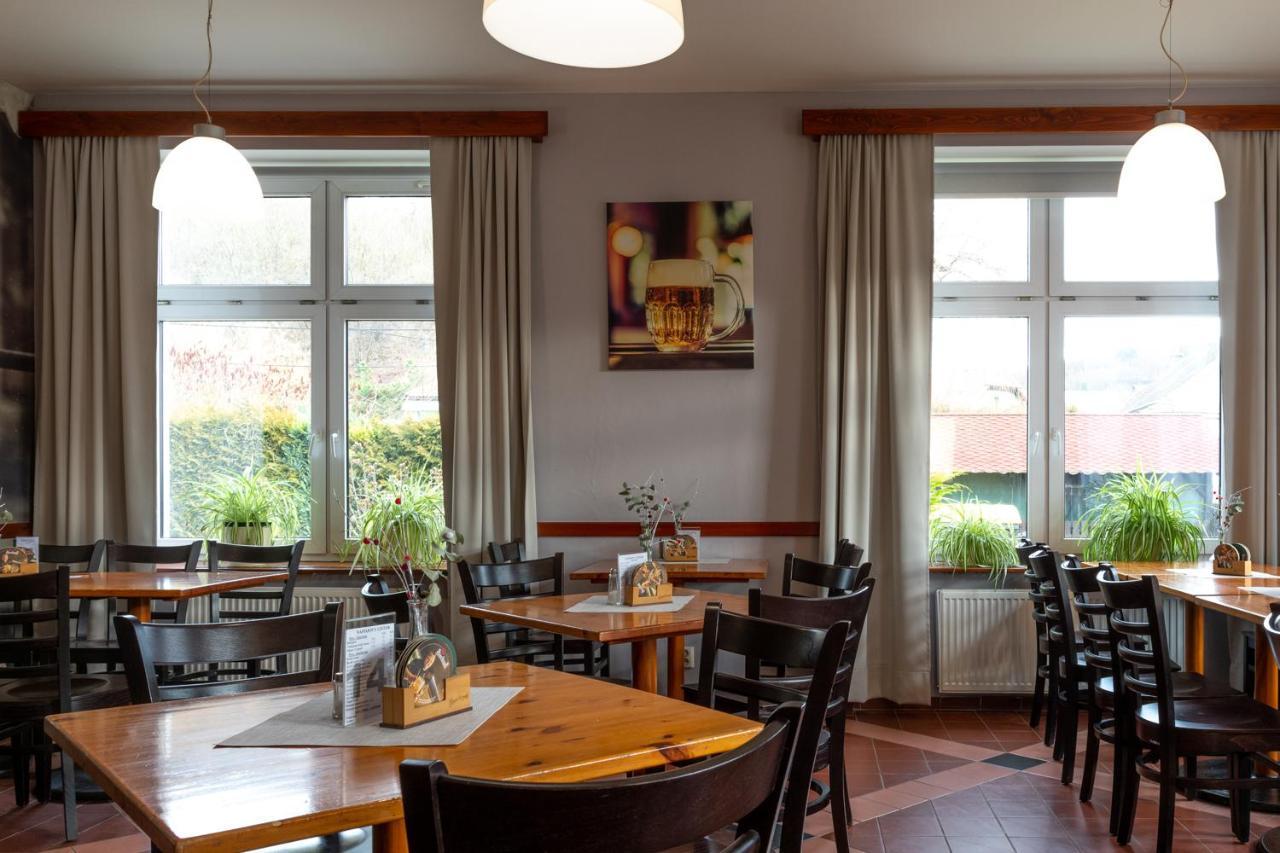 Srbsko Hotel U Berounky מראה חיצוני תמונה